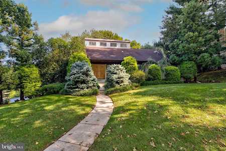 610 Foxfields Rd Bryn Mawr, PA 19010