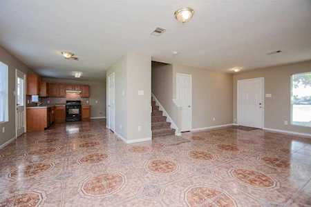 15911 Youpon Valley Dr Houston, TX 77073