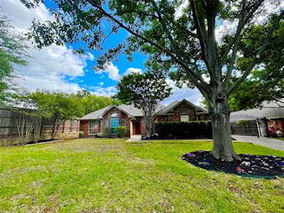 1325 Lakeside Drive Southlake, TX 76092