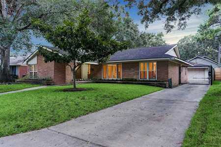 3611 Sun Valley Dr Houston, TX 77025