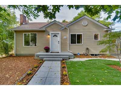 2004 E 29th St Vancouver, WA 98663