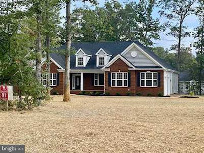 12256 Calverts Run Ct La Plata, MD 20646