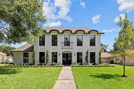 2930 Triway Ln Houston, TX 77043