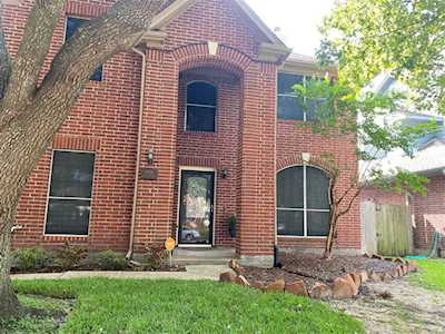 4743 Ten Sleep Ln Friendswood, TX 77546
