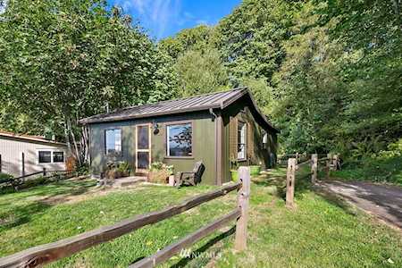 10908 49th Ave S Tukwila, WA 98178