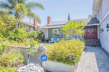 16522 Charleyville Circle Huntington Beach, CA 92649