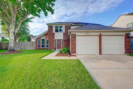 6407 Scarlet Ridge Ct Sugar Land, TX 77479