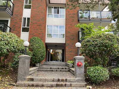 1640 W 11th Avenue #106 Vancouver, BC V6J 2B9