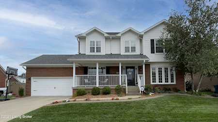 3805 Fieldside Cir Louisville, KY 40299