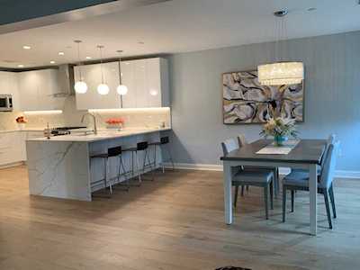 391 Pleasant St #301 Melrose, MA 02176