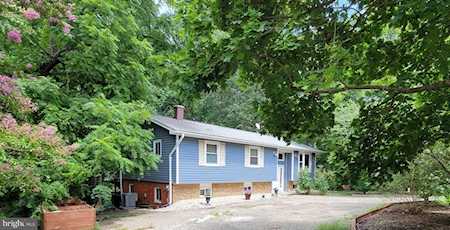 45858 Nancy Ln Great Mills, MD 20634
