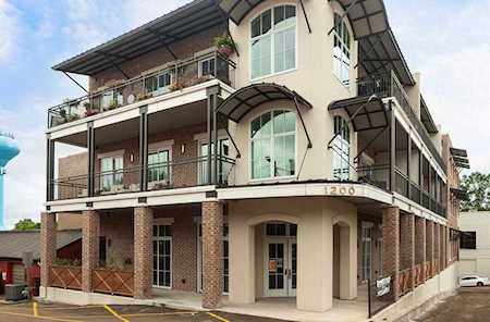 1200 Harrison Ave. #206 Oxford, MS 38655