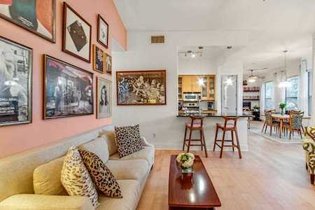 2216 Thornton RD #221 Austin, TX 78704
