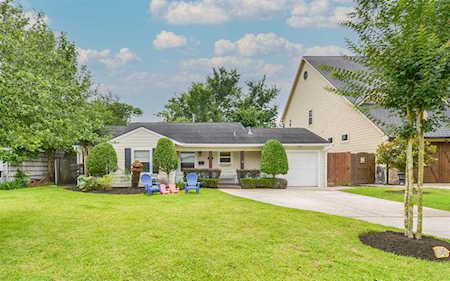 5507 Jessamine St Houston, TX 77081
