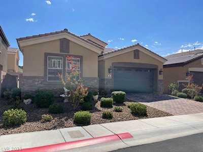 69 Einstein Ridge Way Las Vegas, NV 89183