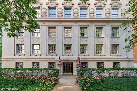 233 E Walton Place #10 Chicago, IL 60611