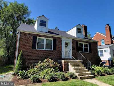 4443 Wells Parkway University Park, MD 20782