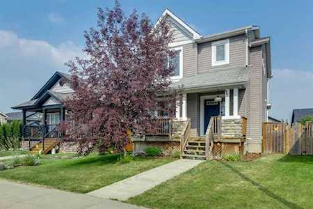 75 Visser St Red Deer, AB T4R 0G8