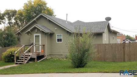 409 E 5Th St Dell Rapids, SD 57022