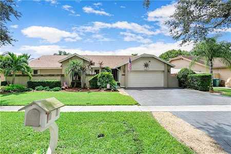 8780 SW 56th Pl Cooper City, FL 33328