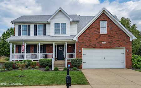 13524 Forest Bend Cir Louisville, KY 40245