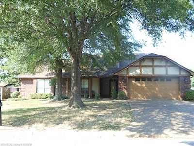 2205 Crosshill Rd Fort Smith, AR 72908