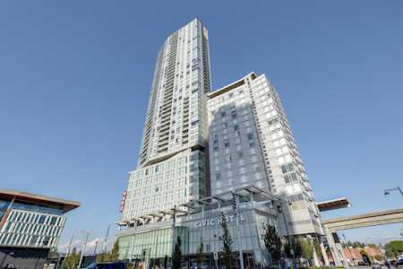 13495 Central Avenue #2302 Surrey, BC V3T 0K2