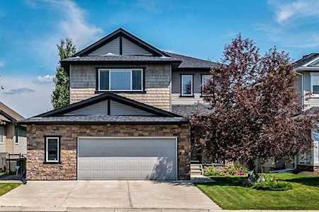 416 Crystal Green Manor Okotoks, AB T1S 0A3