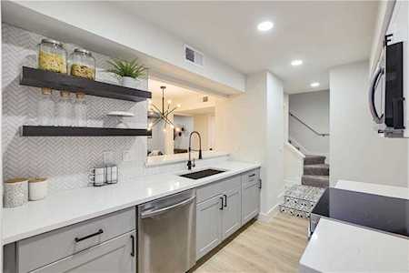 1308 Matthews LN #A Austin, TX 78745
