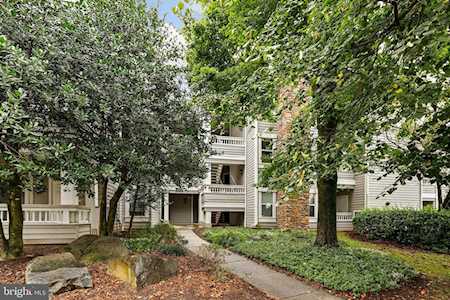 4417 Fair Stone Dr #306 Fairfax, VA 22033