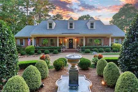 8 Prestwick Williamsburg, VA 23188