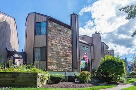 13 Delbarton Ct Washington Twp., NJ 07853