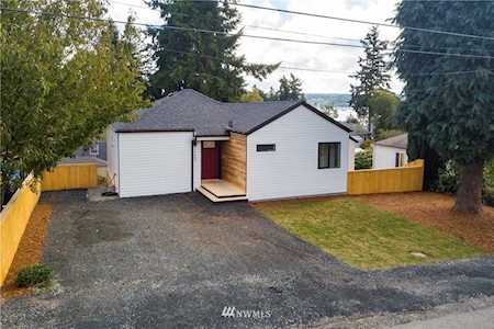 1122 Evans Ave W Bremerton, WA 98312