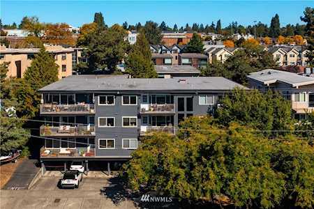 1422 NW 63rd St #202 Seattle, WA 98107