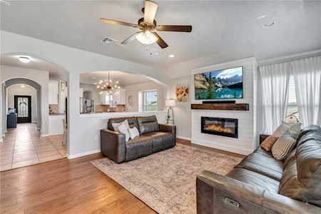 17912 Linkhill DR Dripping Springs, TX 78620