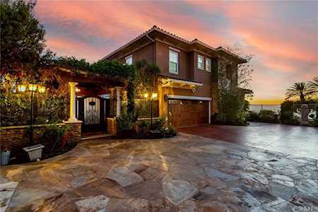 2217 Westwind Way Signal Hill, CA 90755