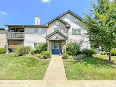 5305 Pacer Ln #204 Louisville, KY 40241