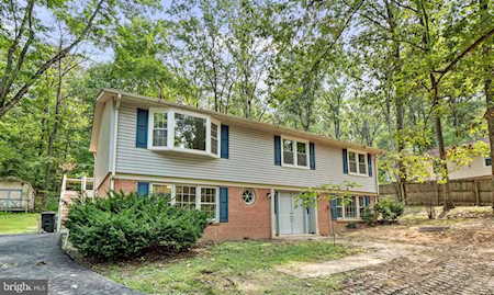 2335 Oak Dr Ijamsville, MD 21754