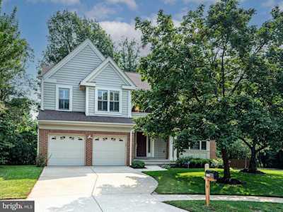 20286 Doswell Place Ashburn, VA 20147