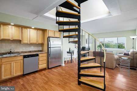 200 Lombard St #809 Philadelphia, PA 19147
