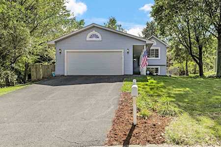 2476 Belmont Lane E North Saint Paul, MN 55109