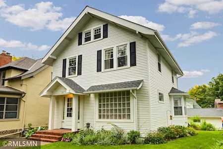 1125 Hyacinth Avenue E Saint Paul, MN 55106