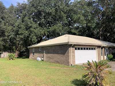 8677 Hipps Rd Jacksonville, FL 32244