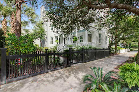 213 N Shelmore Blvd Mount Pleasant, SC 29464