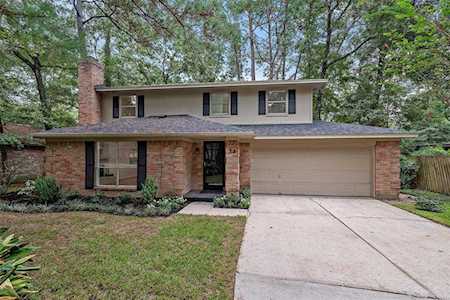 34 Coralberry Rd The Woodlands, TX 77381