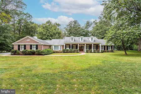 506 Scenic Way Great Falls, VA 22066