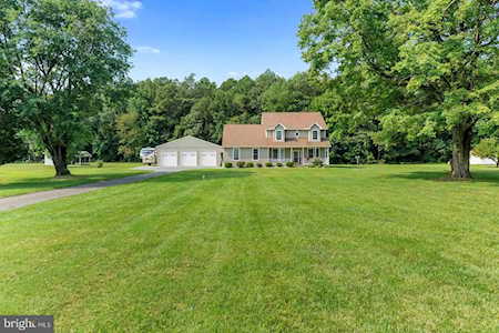 2361 Hunting Quarter Rd Houston, DE 19954
