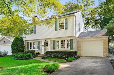 201 S Wilshire Ln Arlington Heights, IL 60004