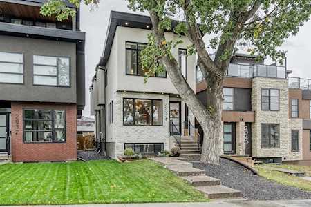 2034 31 St SW Calgary, AB T3E 2N2