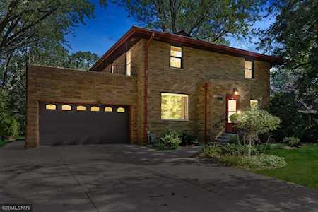 1394 Edgcumbe Road Saint Paul, MN 55116